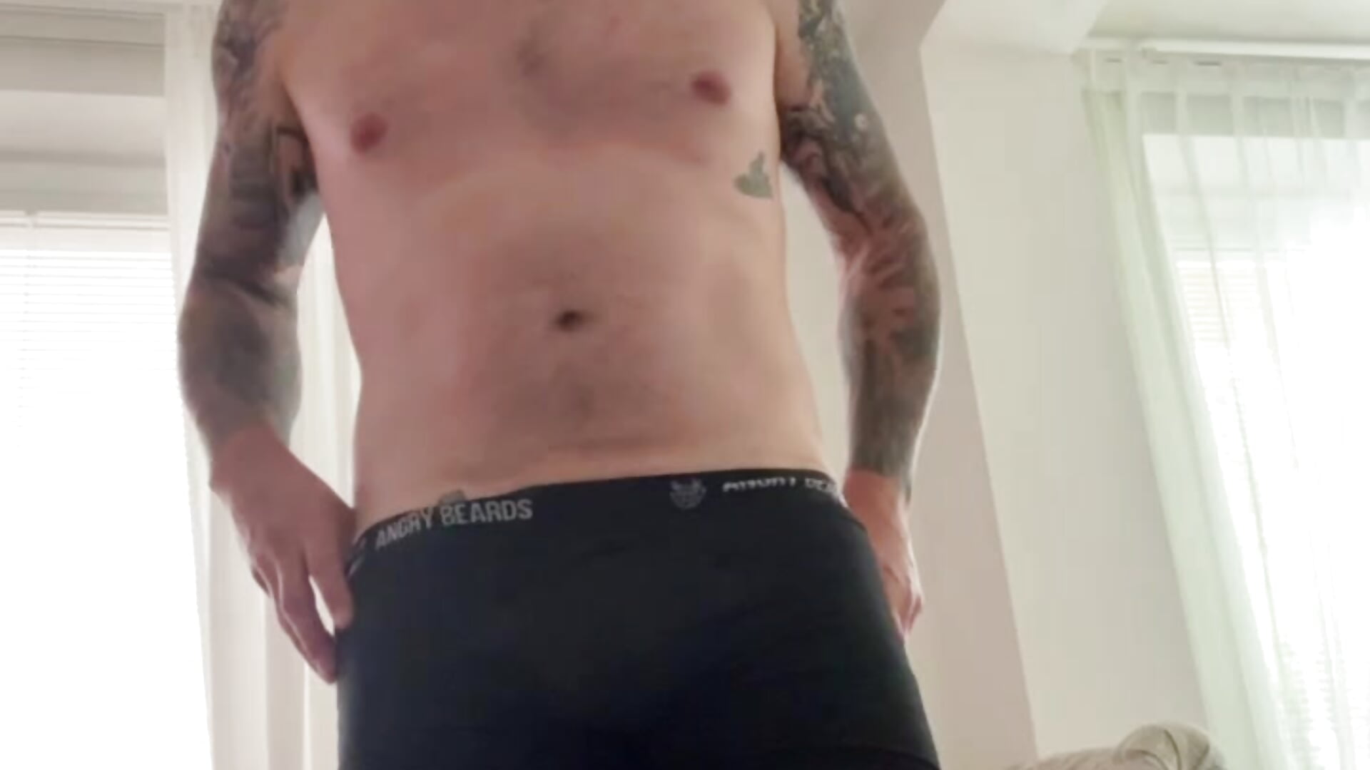Masturb home - vidéo du modèle de showcams Tlup5002CZ