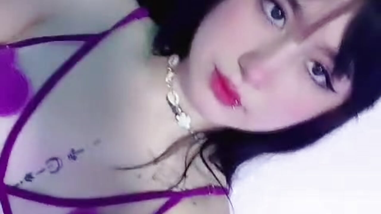 Can you imagine your hands on my big butt? 😈😈 – video modela na kameri lunakill