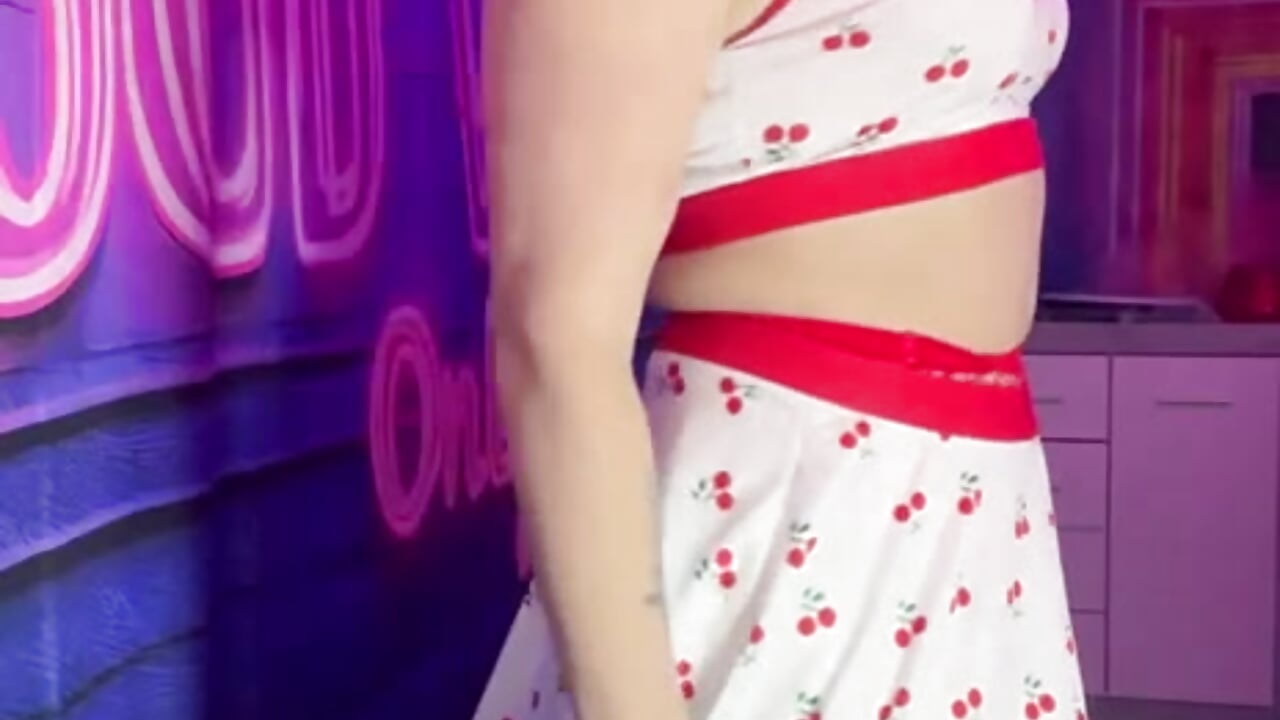 video_2026-02-19_16-14-06 - video của người mẫu cam Vellora_