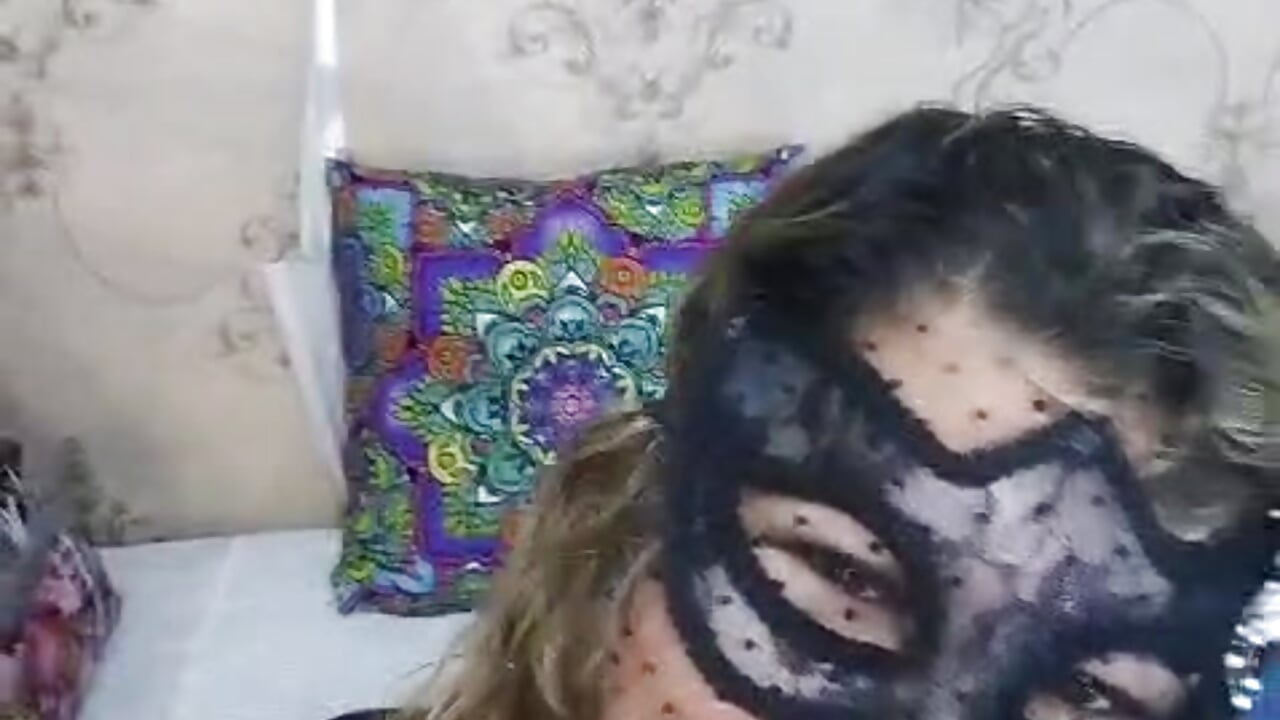 HI❤️ - video av Adriana_Prettie cam model