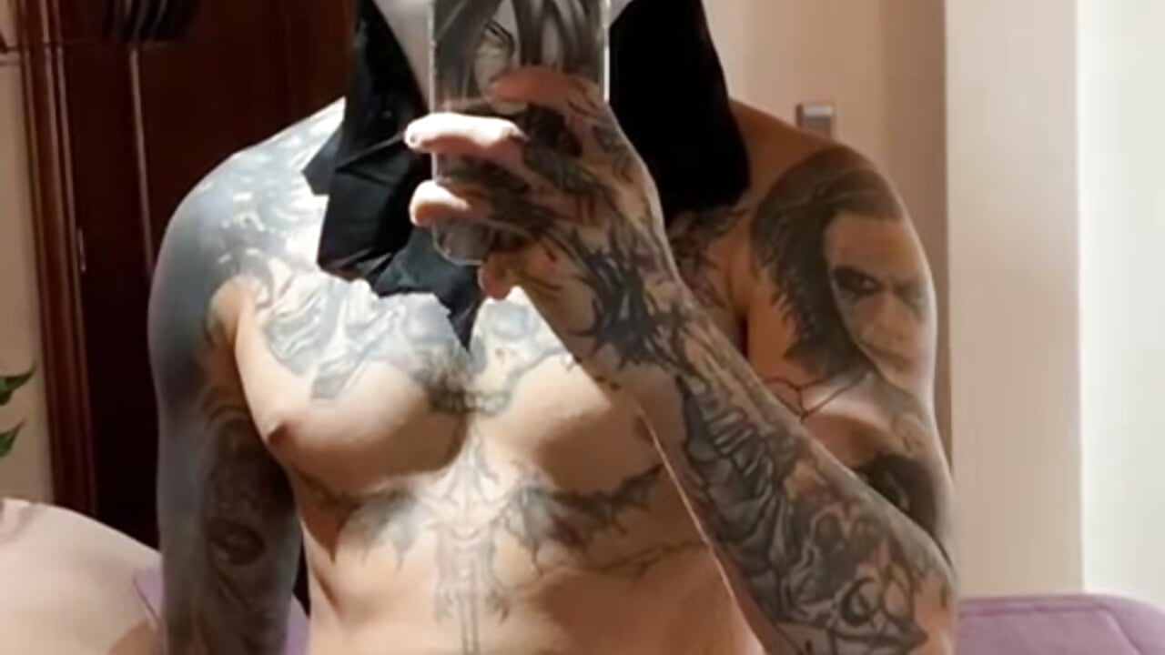 trick or treat — filmik demonks, modela(-lki) na kamerkach