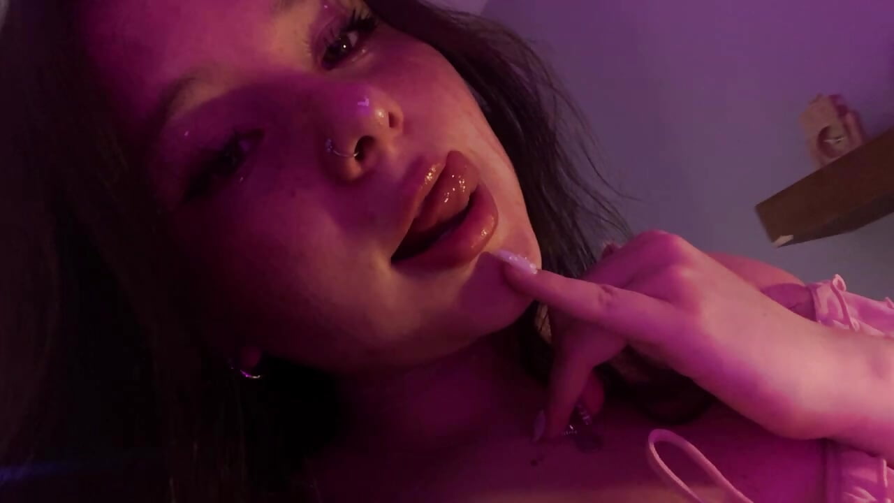 Hey Love - video oleh Raven_sweeteyes kamera model