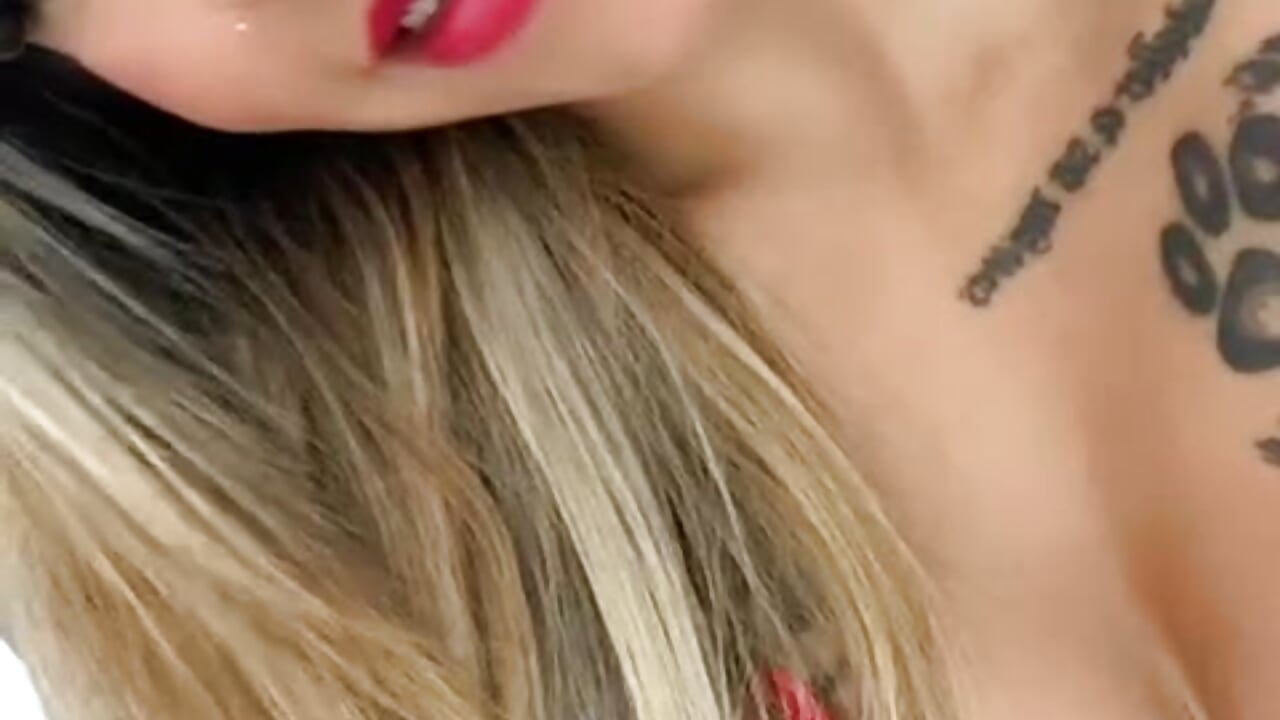 Happy San Valentin - วิดีโอโดย lola_bunny8 โมเดลแคม