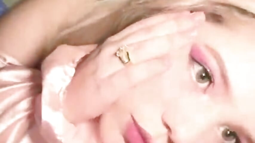 d6496882-24d1-49f1-b232-ddf47ab1a8d7.mov - clip cu sexyblonde19 model videochat