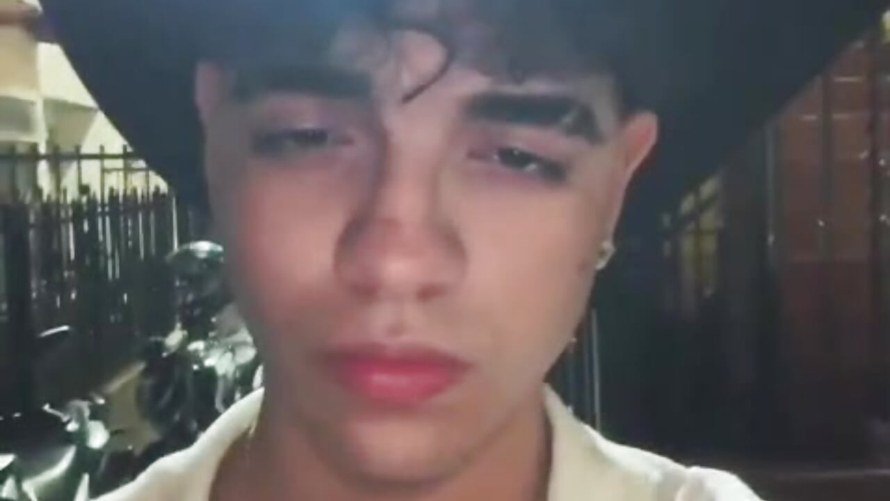 ME – видео вебкам-модели cain_cl