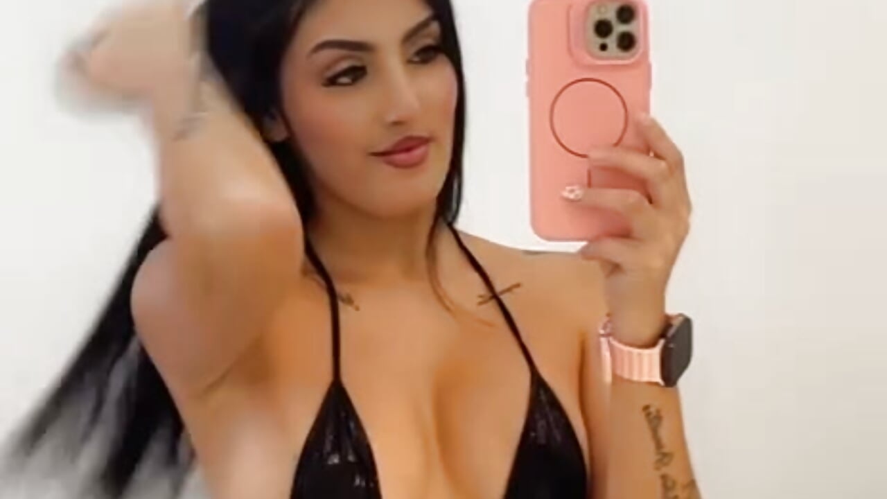 😈 — filmik AriaaMoon_, modela(-lki) na kamerkach