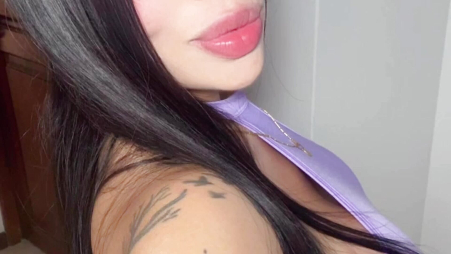 970f49572b784401ac8904d486058aad - فيديو من SshanelMia موديل الكام