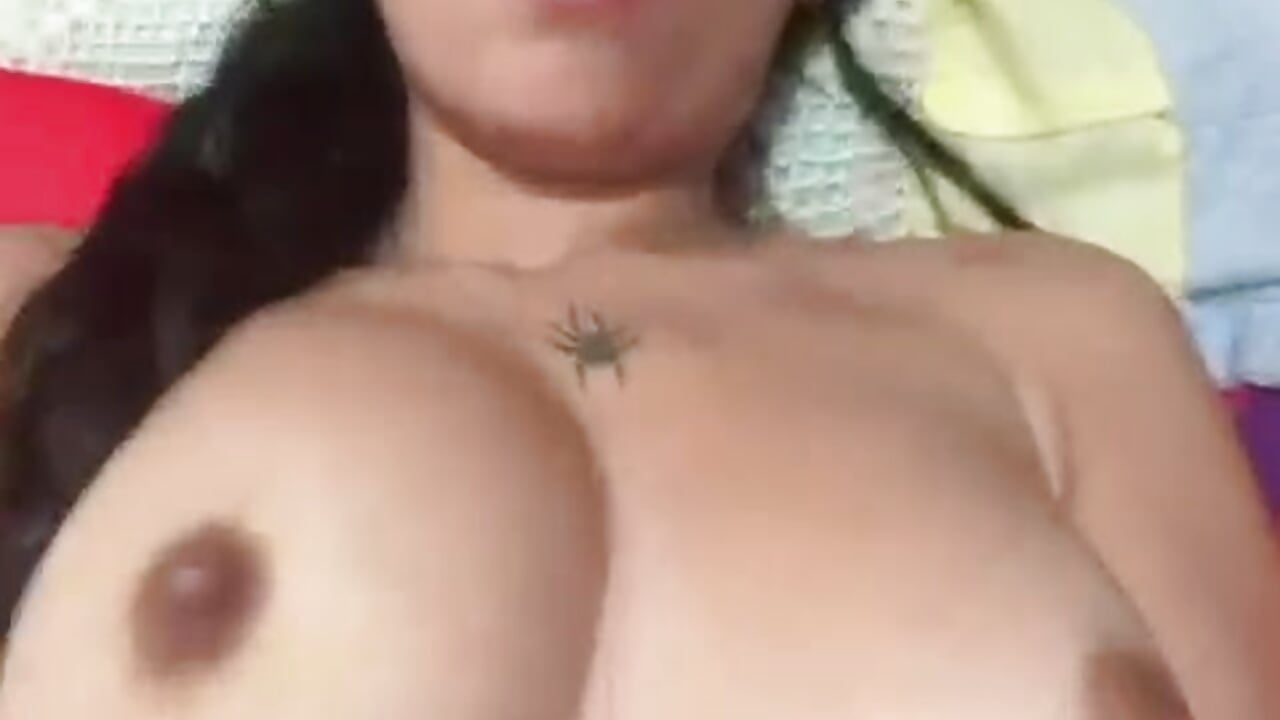 Naughty girl needs sex 😈💦 - video Nickyvixennf kameramallilta