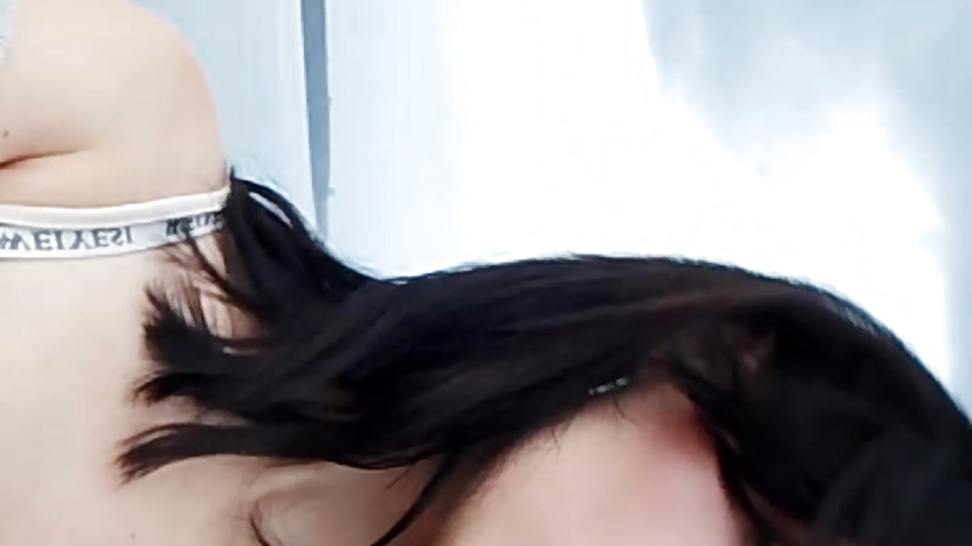 first video - video oleh model kamera GinnyKittle