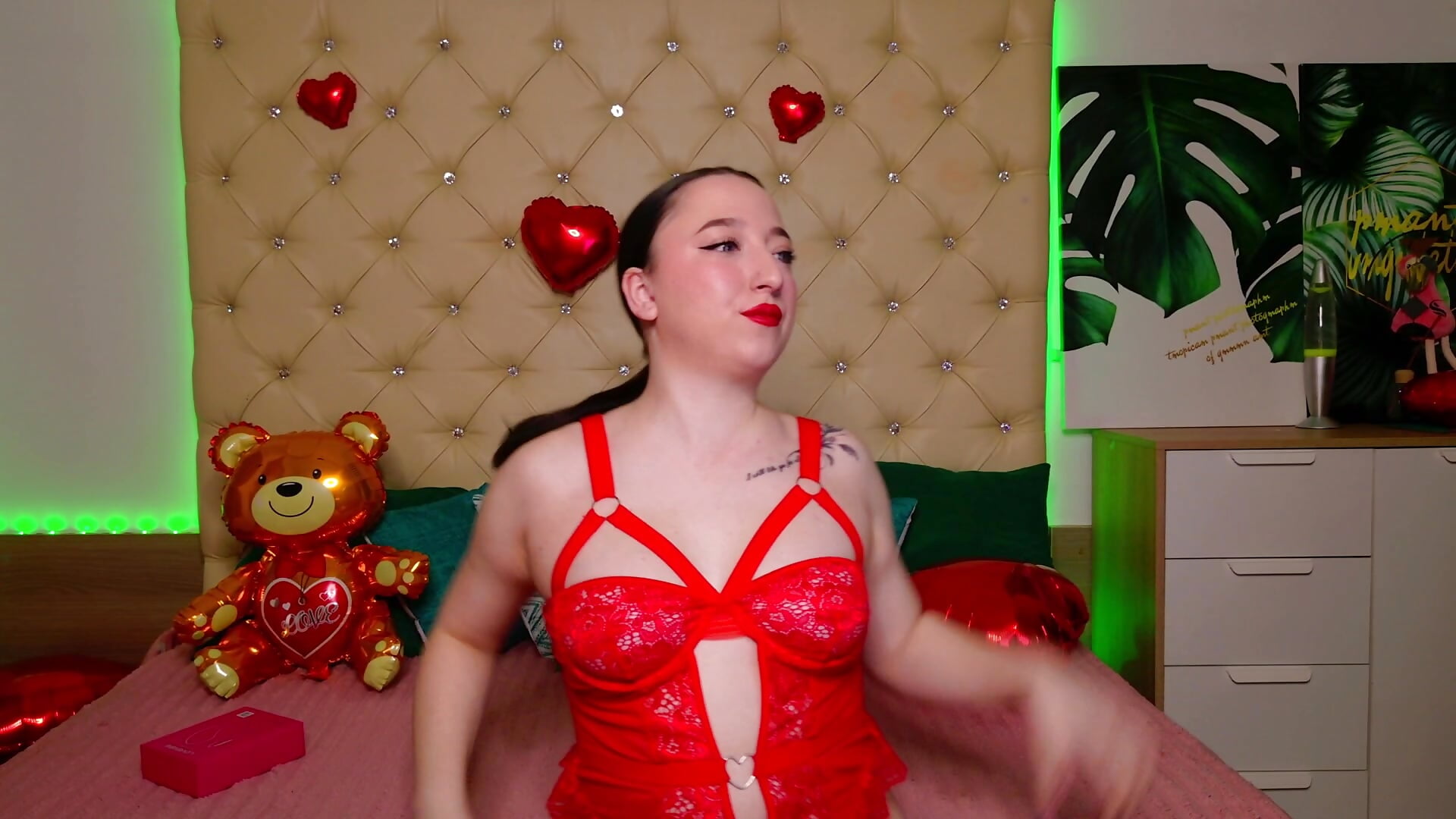 Happy Valentine`s Day🥰🥰🥰 - clip cu AwaMax model videochat
