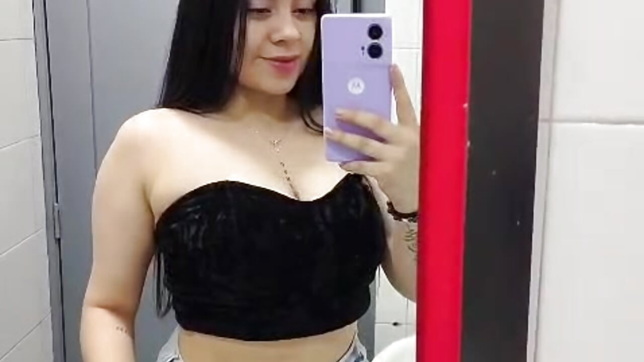 "I want you to think all day about how I'm going to touch you tonight..." 💦 - vidéo du modèle de showcams Sofi_1x