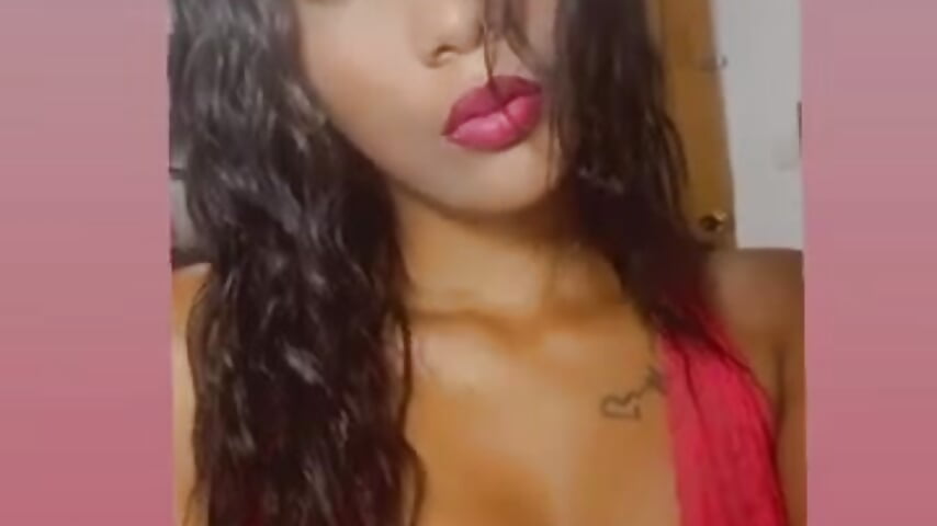 😎 – video modela na kameri self_destruction