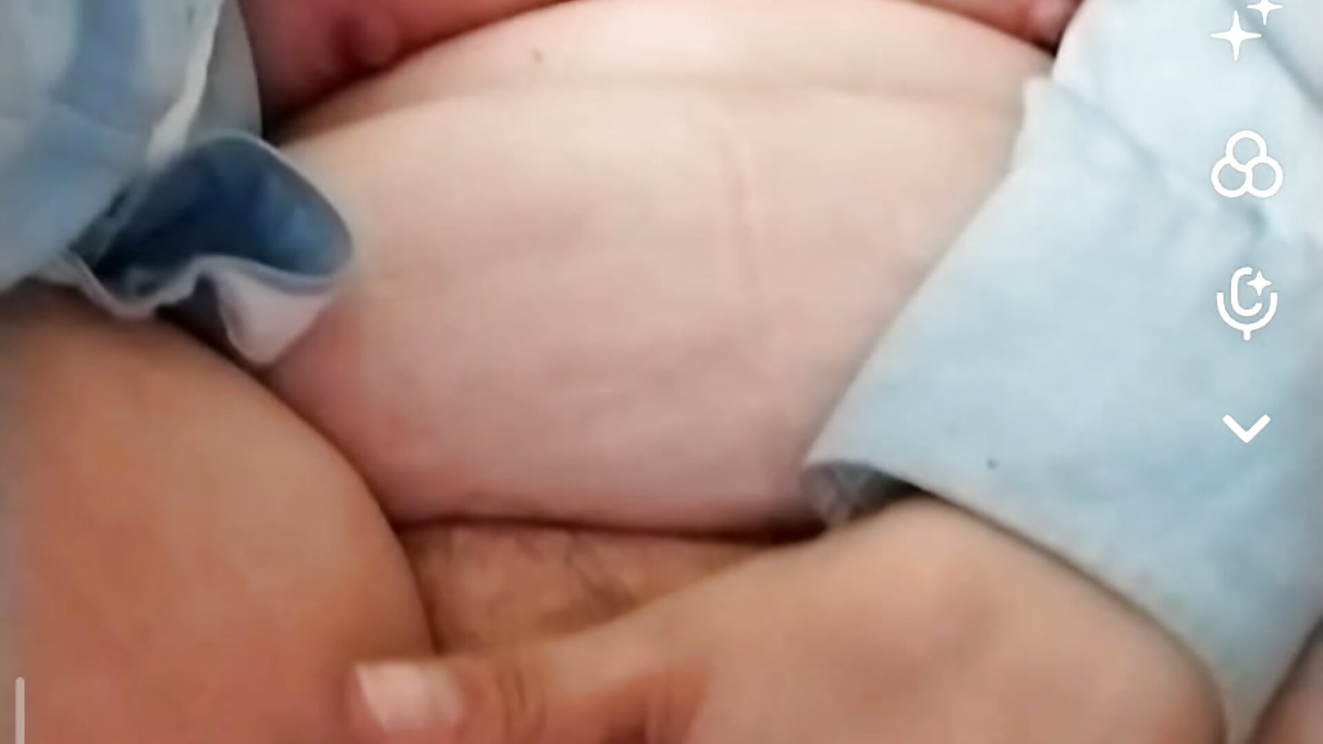 Sexy Sara 👑💎 – video od webkamerové modelky -Saraqueen