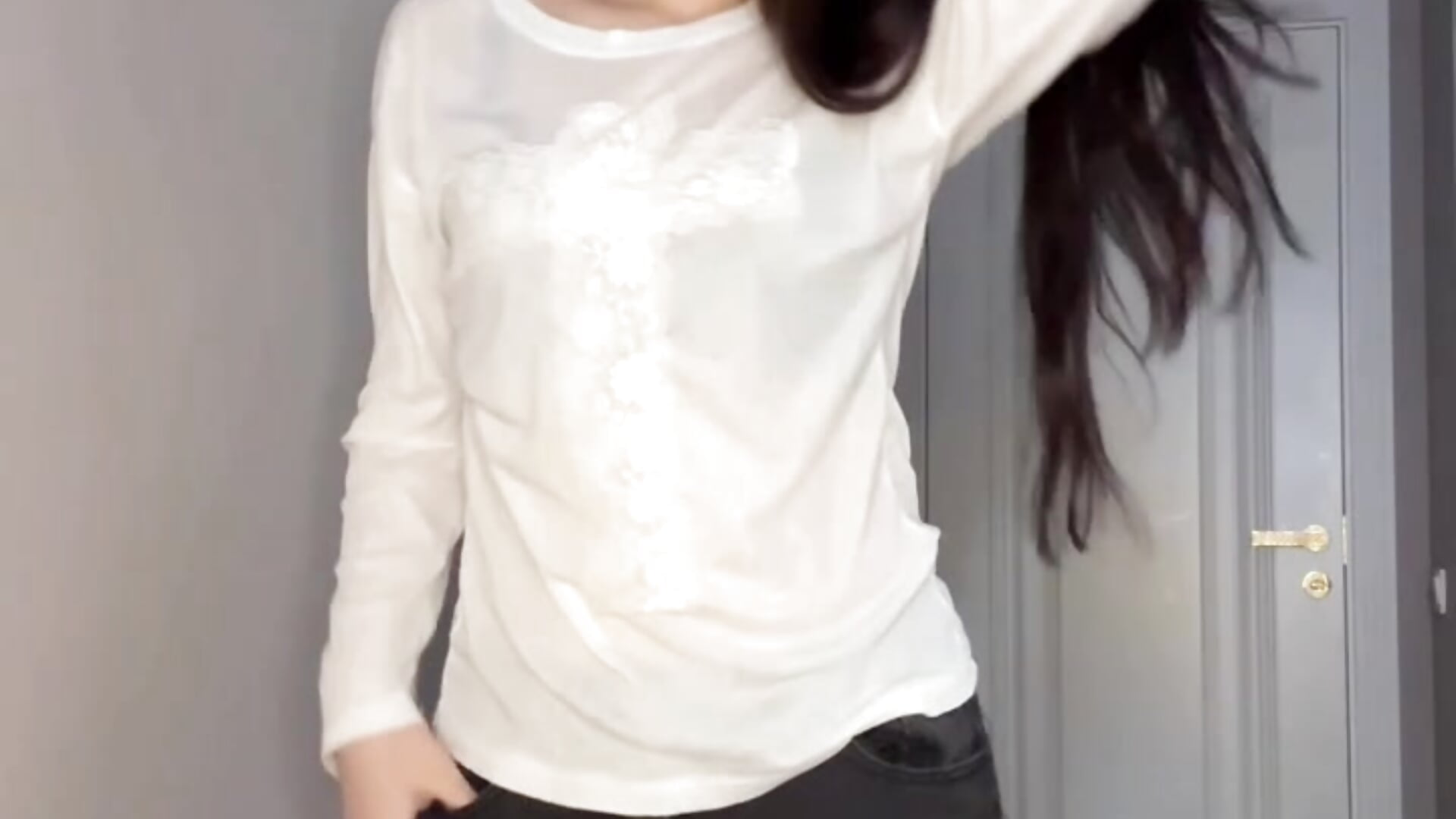 me ^-^ - vidéo du modèle de showcams say7maya