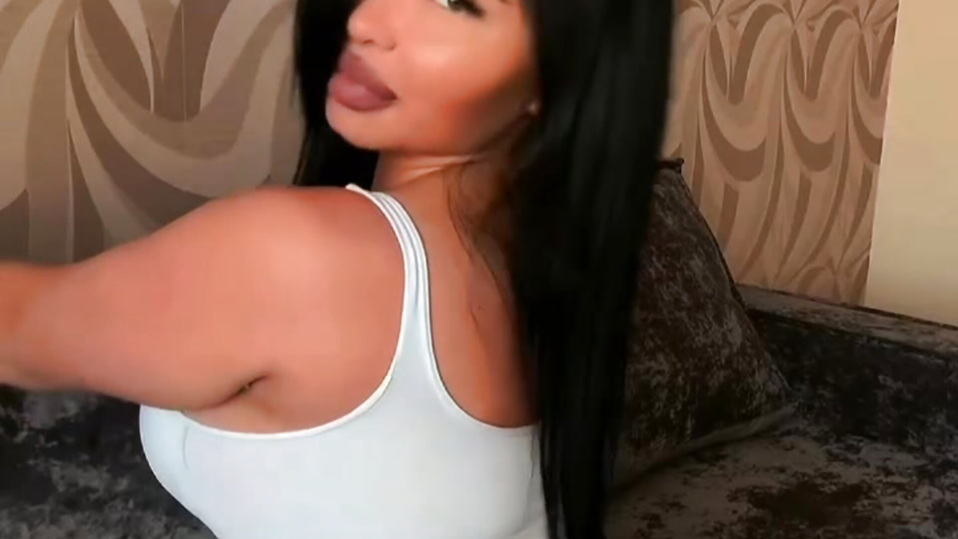 . - video LadyDaaamn kameramallilta