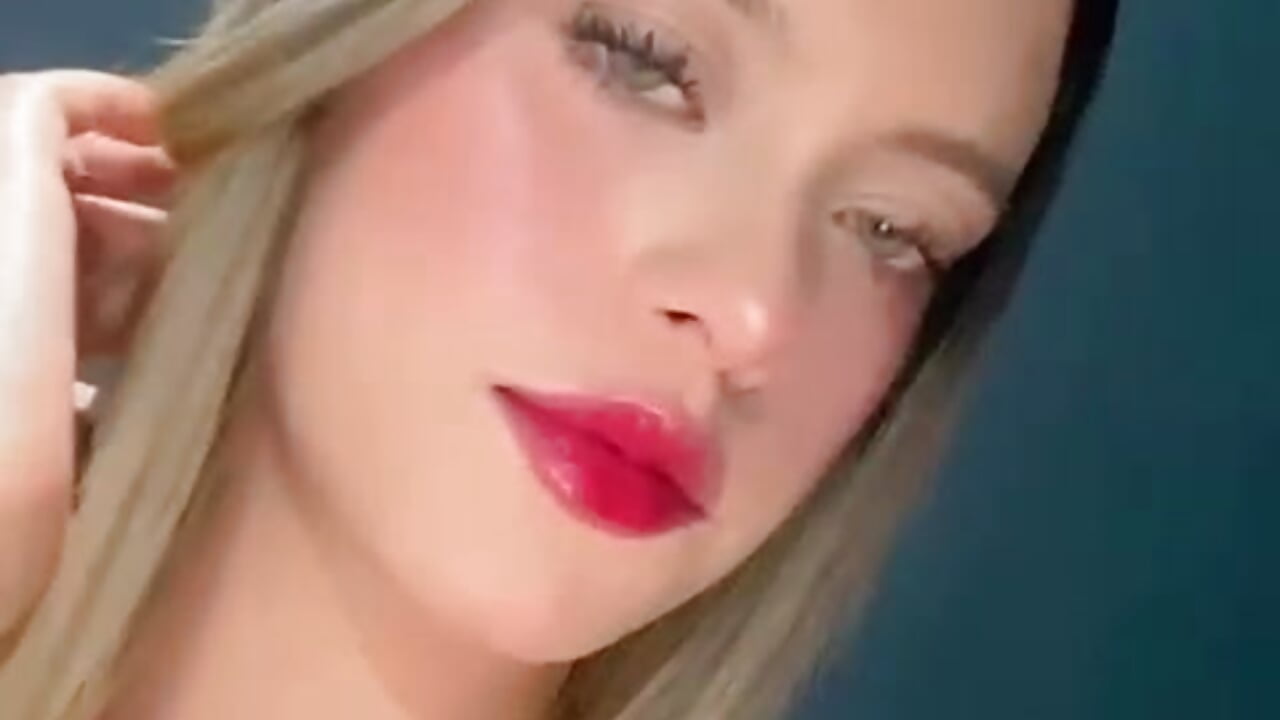 a sweet face and a naughty body - Video von Katya_Pink Cam-Model