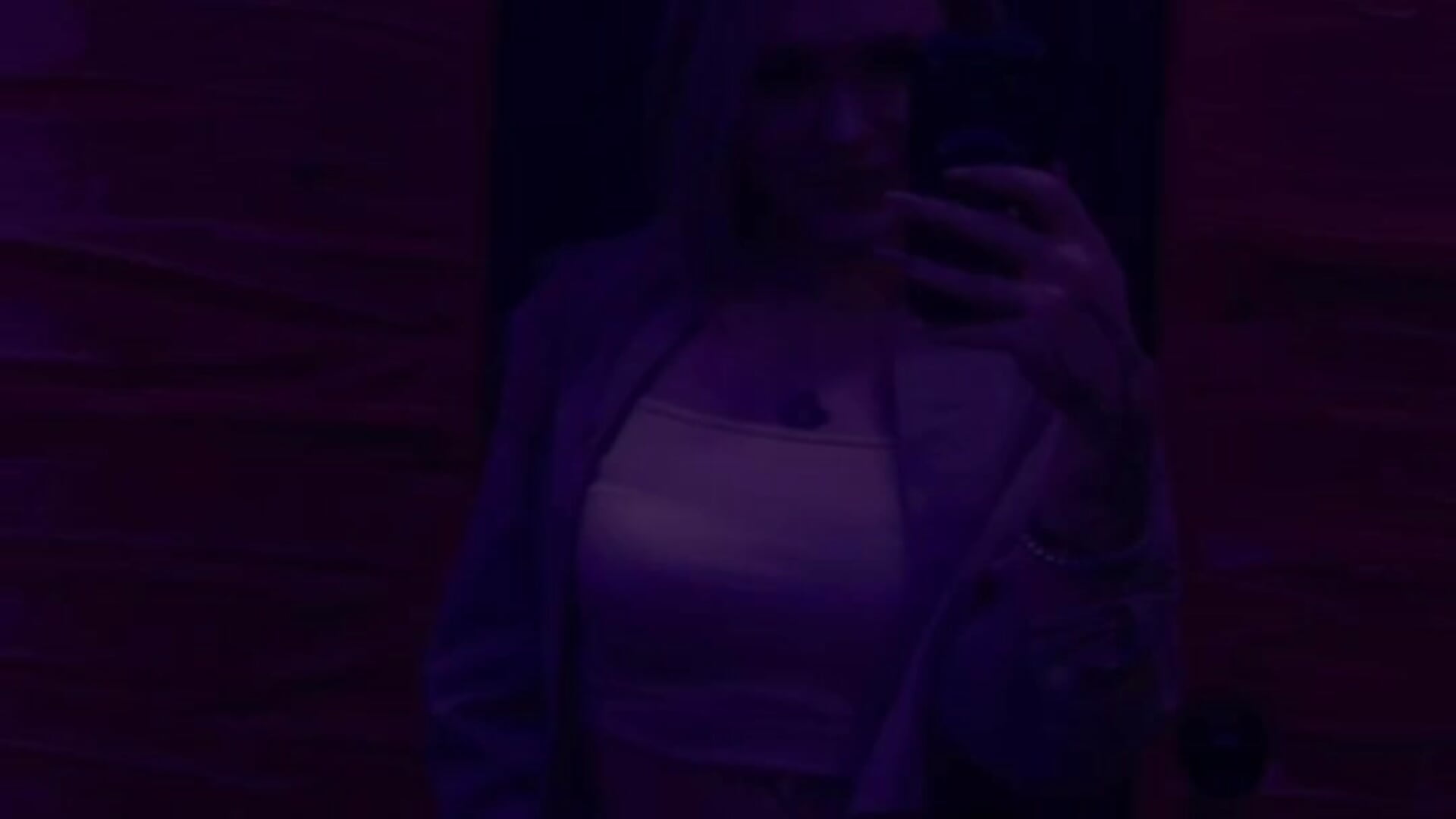 club– Demoralive kameramodell videója