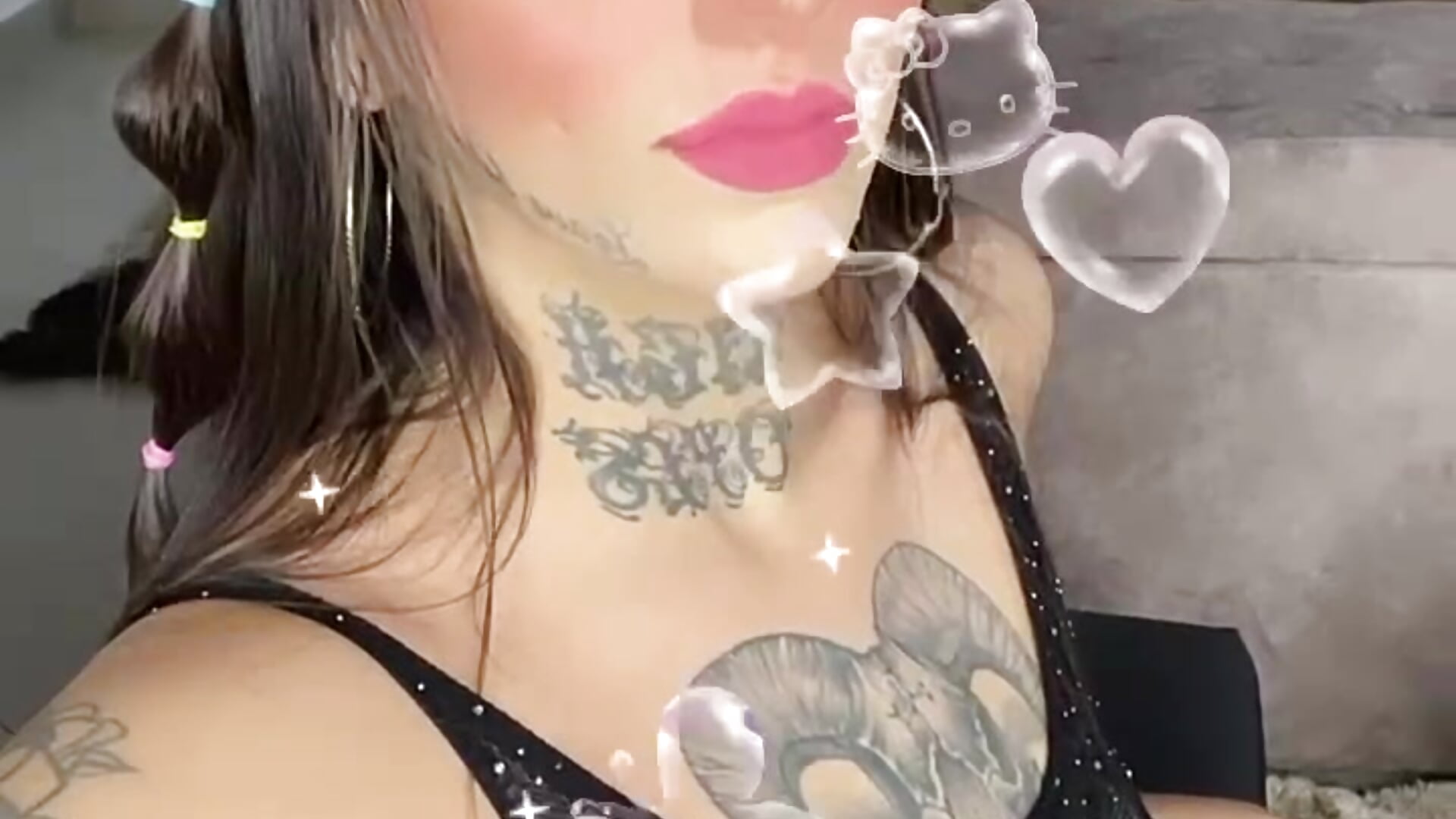 Video manu - clip cu mia_inkk model videochat