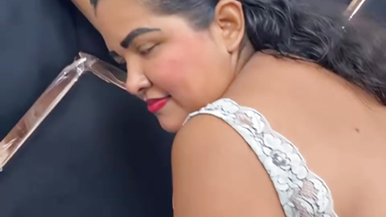 Look what you lose if you don't come into my room - video van Dirty_Mature_ cam-model