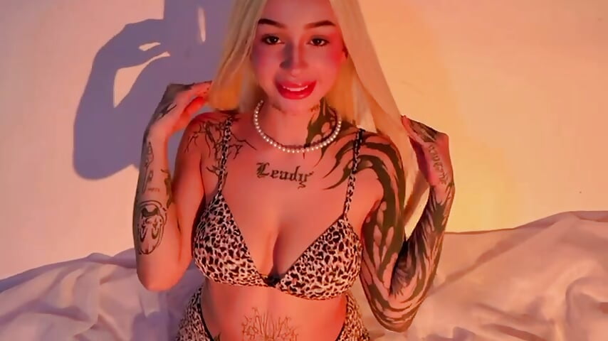 Come darling let's enjoy new experiences together 🎇👿😈 - فيديو من ROMA_STANLEY موديل الكام