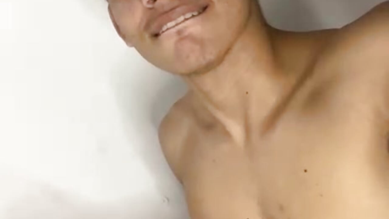 me❤️ - video by ibu_fox cam model