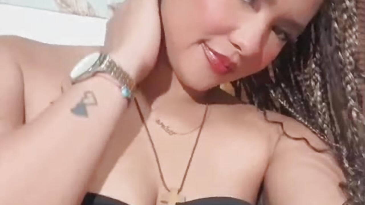 "There is fire within me." 🕯️❤️‍🔥 - video van cherry_sweet05 cam-model