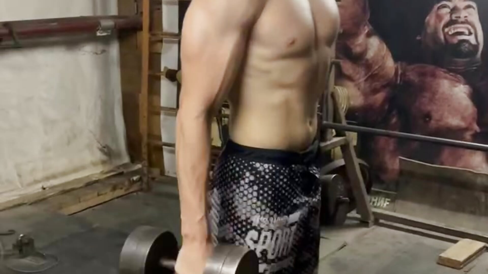 gym - video oleh model kamera markbodrov