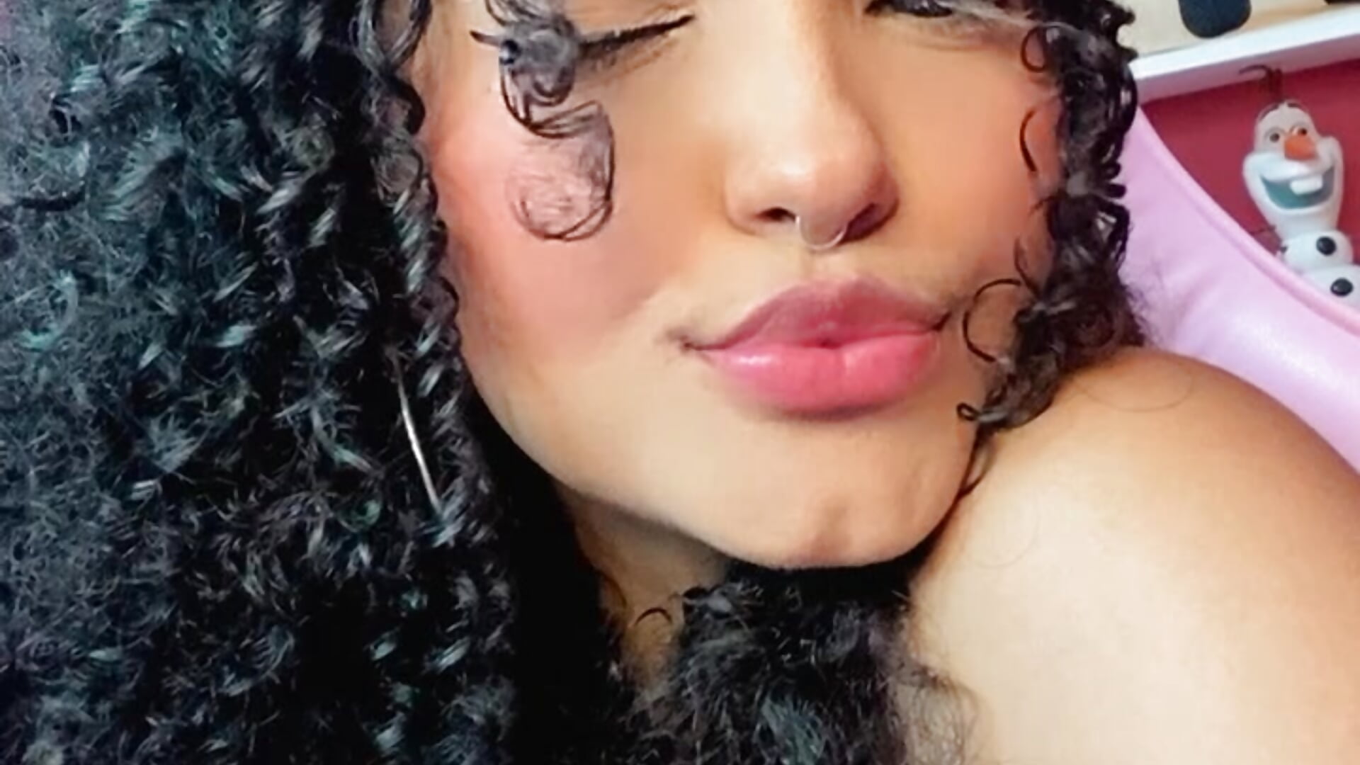 Se você ficar me olhando e punhetando nos meus videos eu vou amar. - vídeo de pandinhagamer modelo de câmara