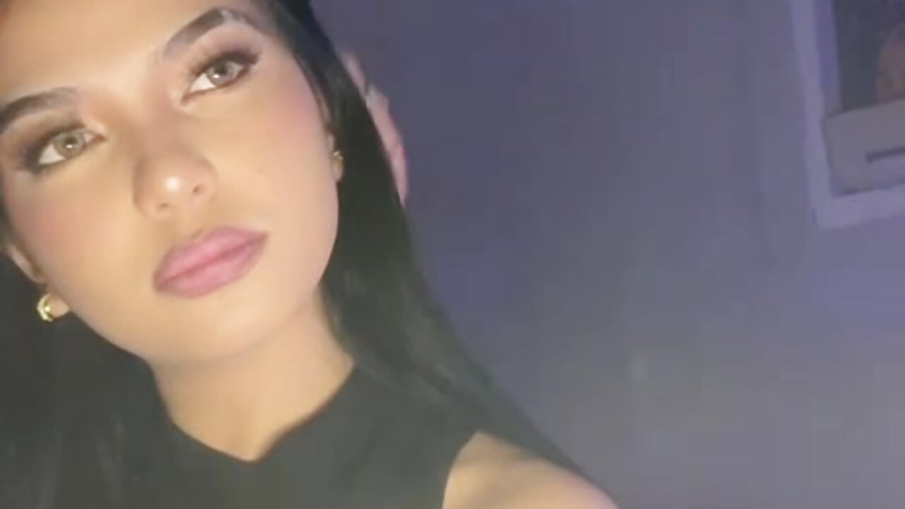 Hi there :) - video van ConstancePorrini cam-model