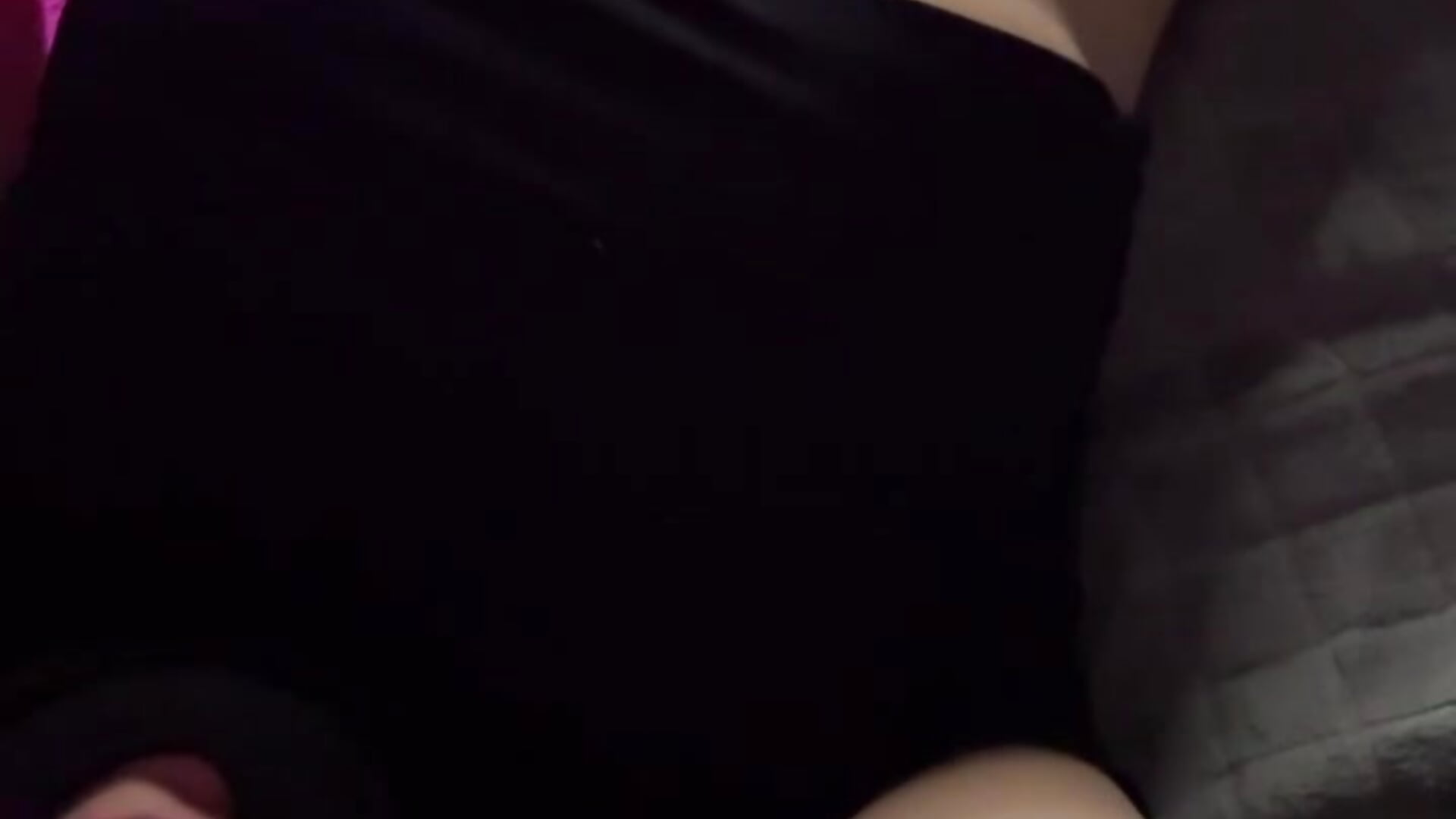 meow – видео вебкам-модели YenMoore