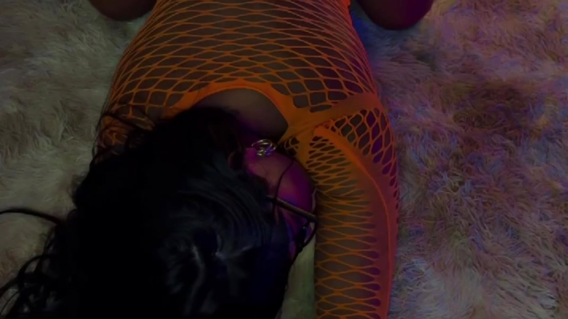 🧡🍑 - video by Ladyy_brownn cam model