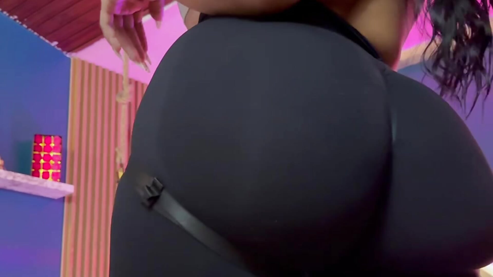 Bouncing in leggins for u🔥🔥 - βίντεο μοντέλου Ladyy_brownn