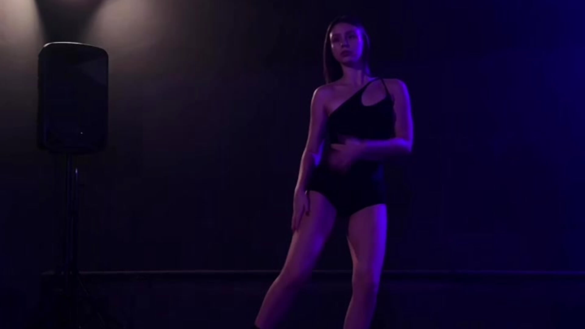 tearing up the dance floor - ক্যাম মডেল EllenRodgers-এর ভিডিও