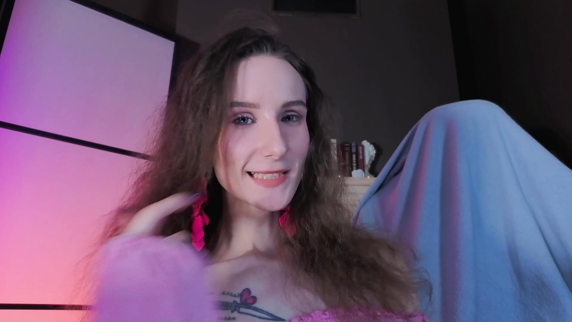 😘 - video oleh AriaLiko kamera model
