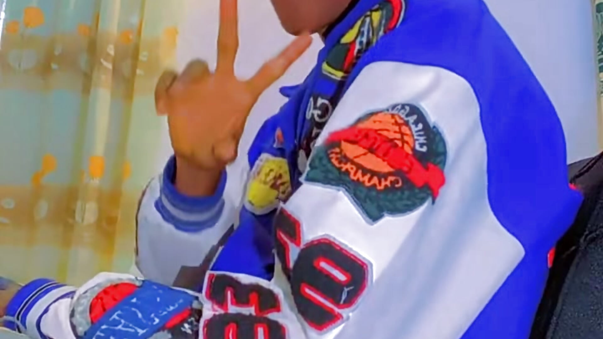 1000229323 - video av Sidechiq cam-modell