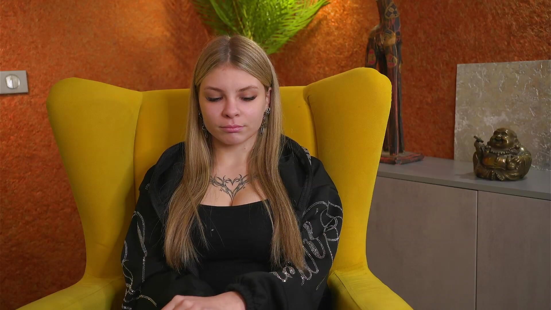 just me - video by JennyShade cam model