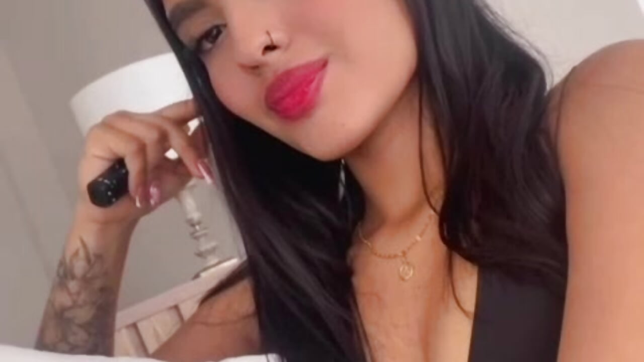 xx – video od webkamerové modelky AshleyValencia