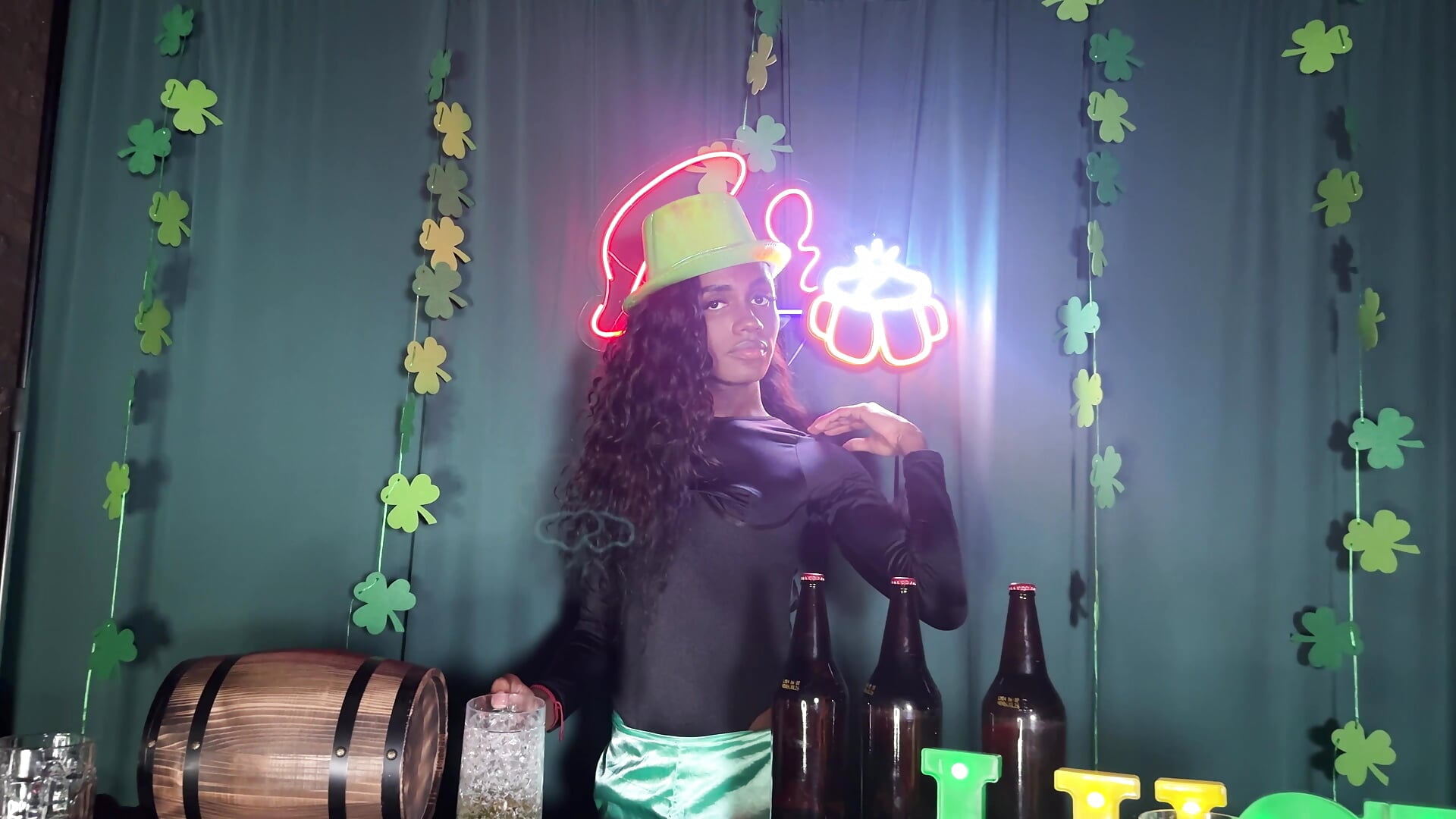 Saint Patrick’s Day – видео вебкам-модели kylie_ward