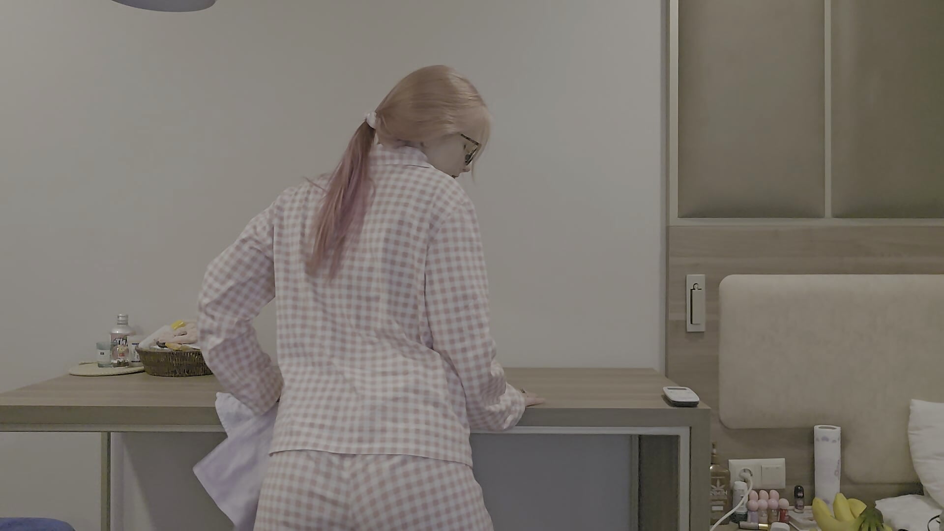 Me)))) – видео вебкам-модели AlisiaFoxx