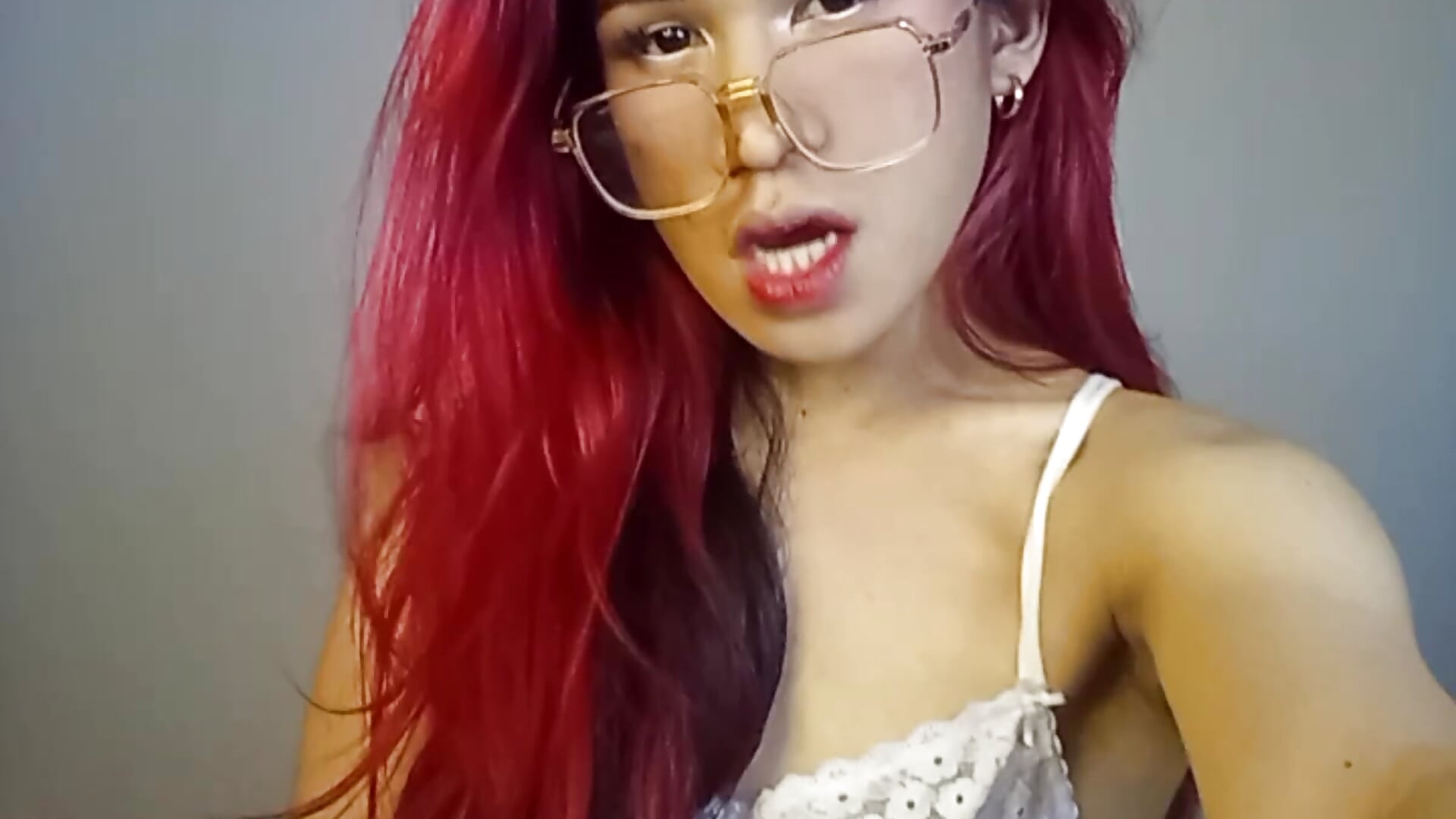 VID-20260109-WA0000 - transTiffany 캠 모델의 동영상