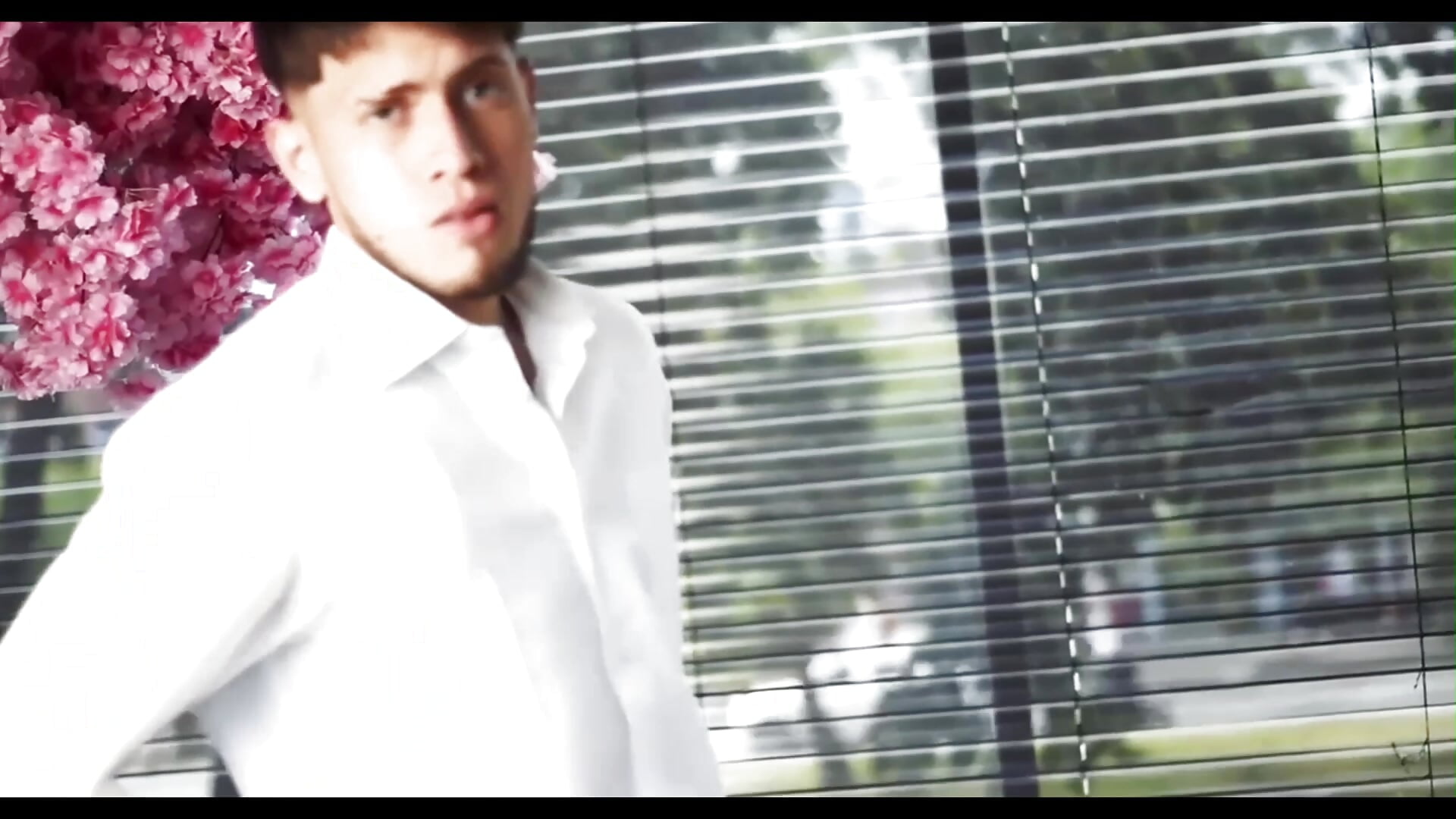 Erotic literature seduces us and doesn't allow us to have mental sex. - Vídeo de SebastianMaximoff_, modelo de vídeos