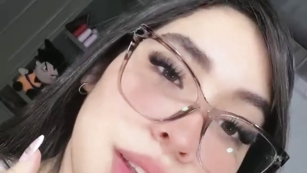 🙈 - Video von SussyFox Cam-Model