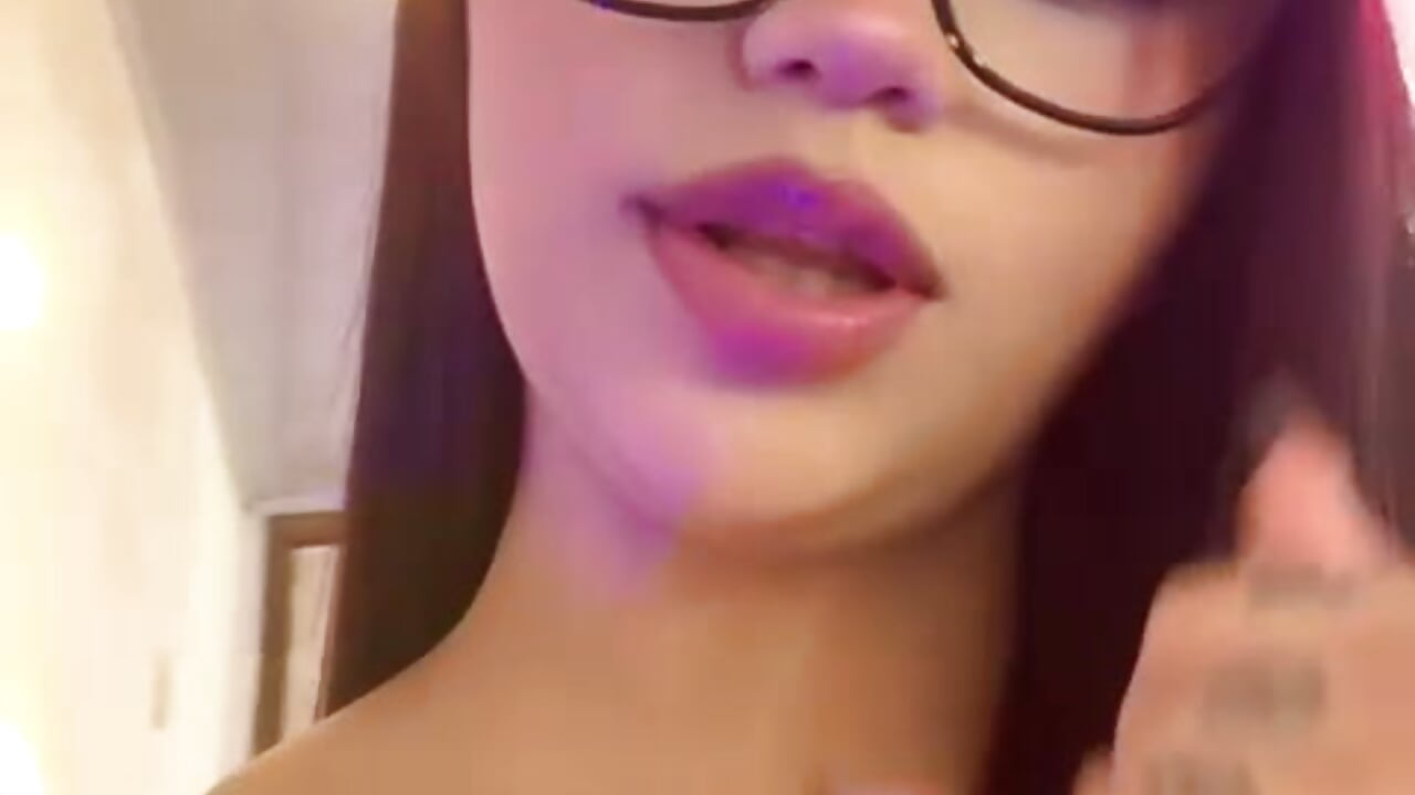 Aloha 🍑🍒 - video by ZAYRA_TAY cam model