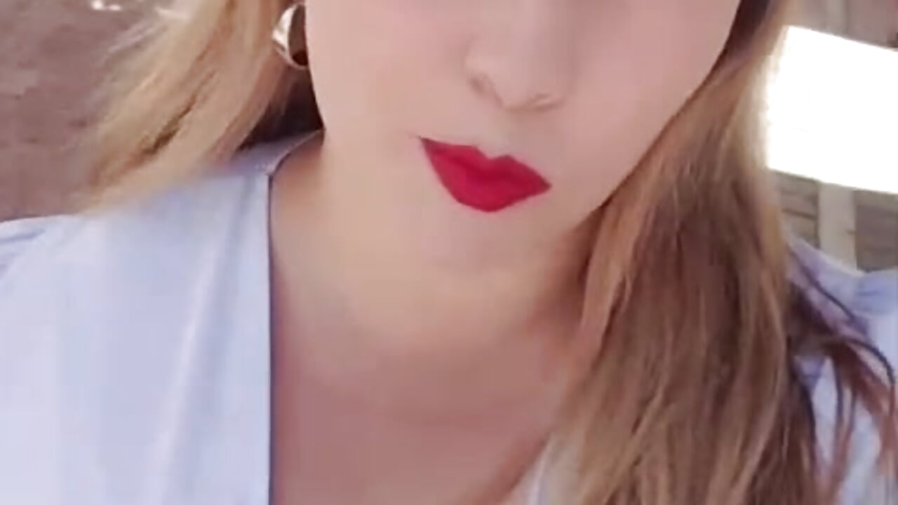 profile-intro-video-1769629611 – видео вебкам-модели AriaVega_