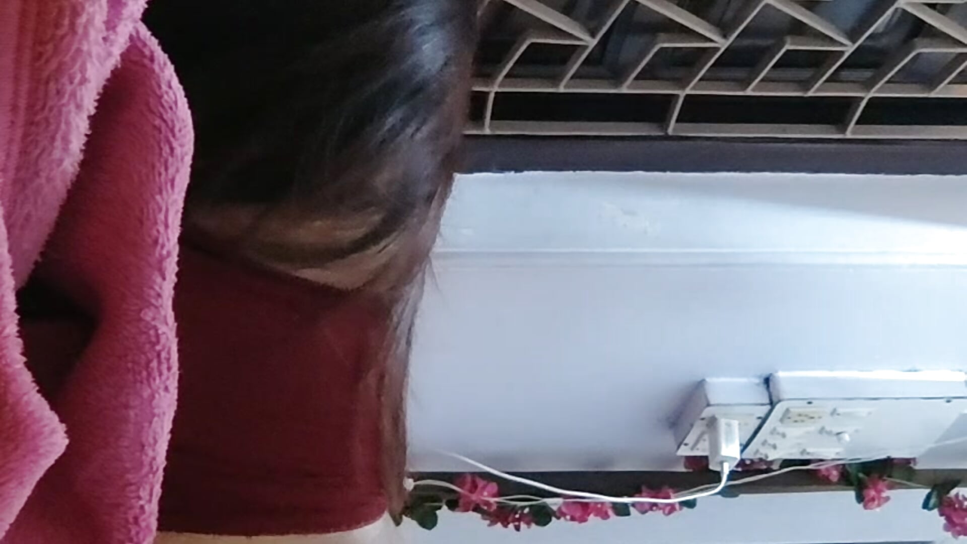 1000051997 - video di mini27mimi modella di cam