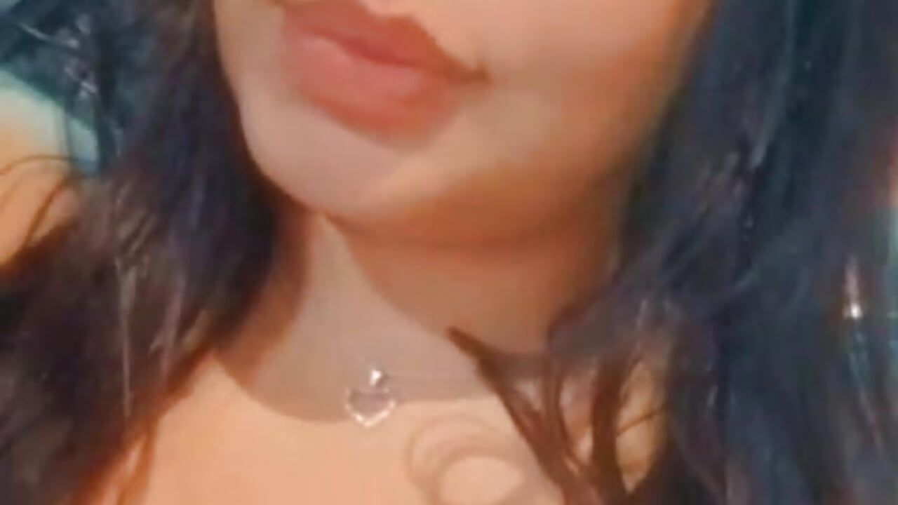 cute🎈✨ - video by amy_noa cam model