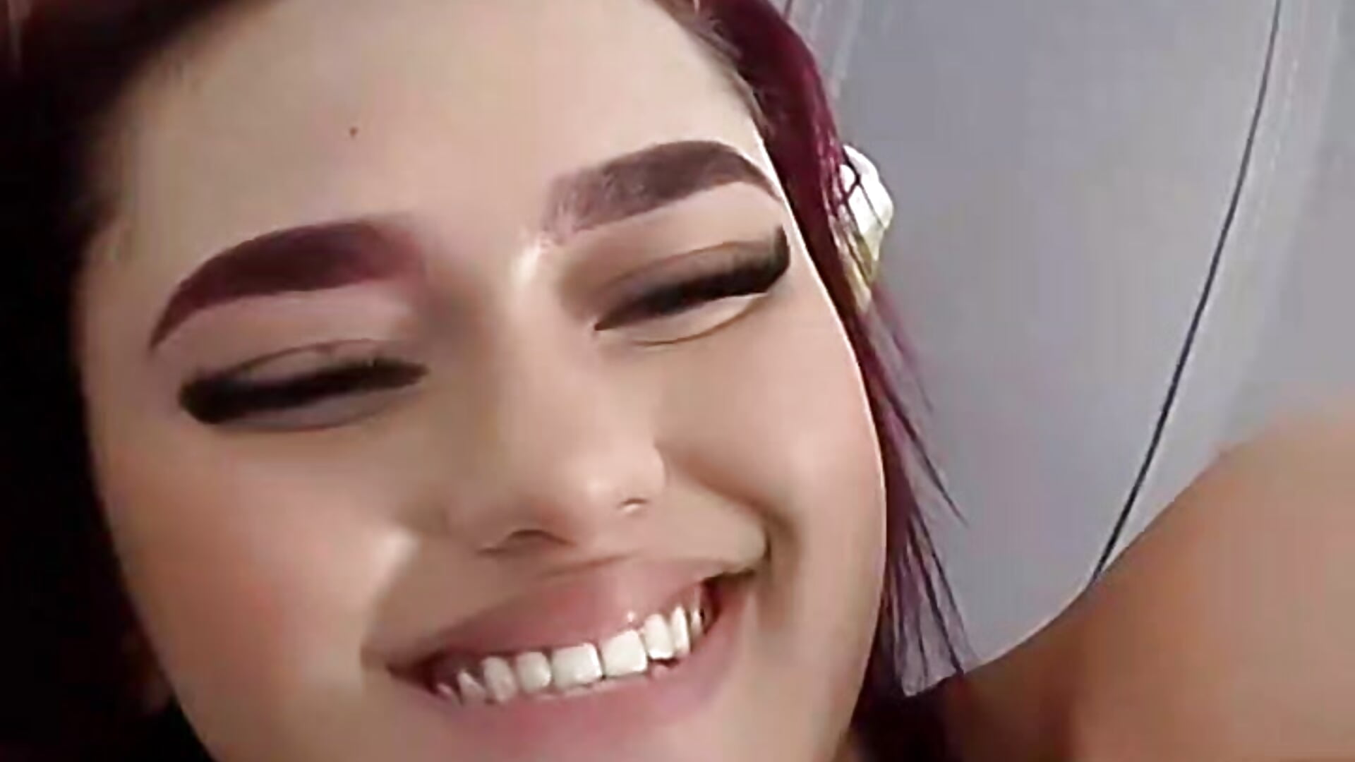 WhatsApp Video 2026-02-02 at 11,26,12 AM - video av carolina_valenciaa_ cam-modell