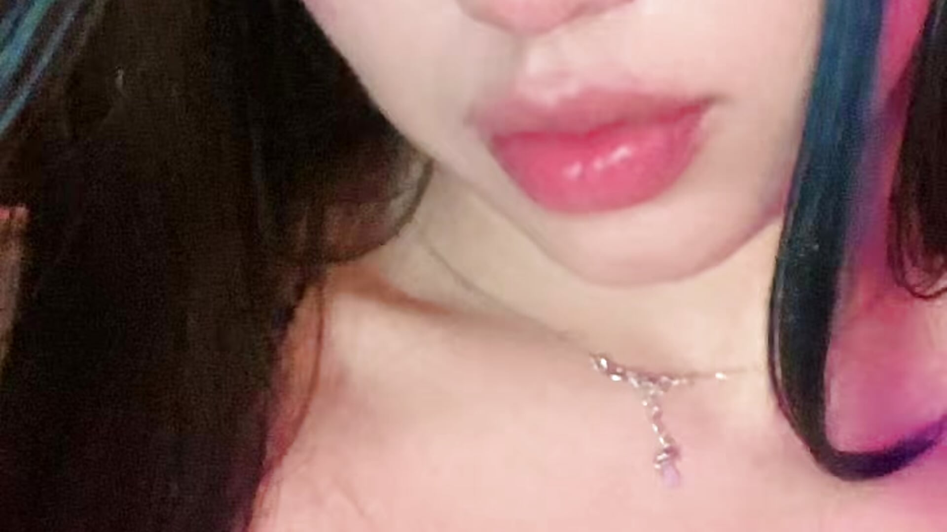 Lock my eyes today baby and give me all ypur pleasure - Video von LiaLovet