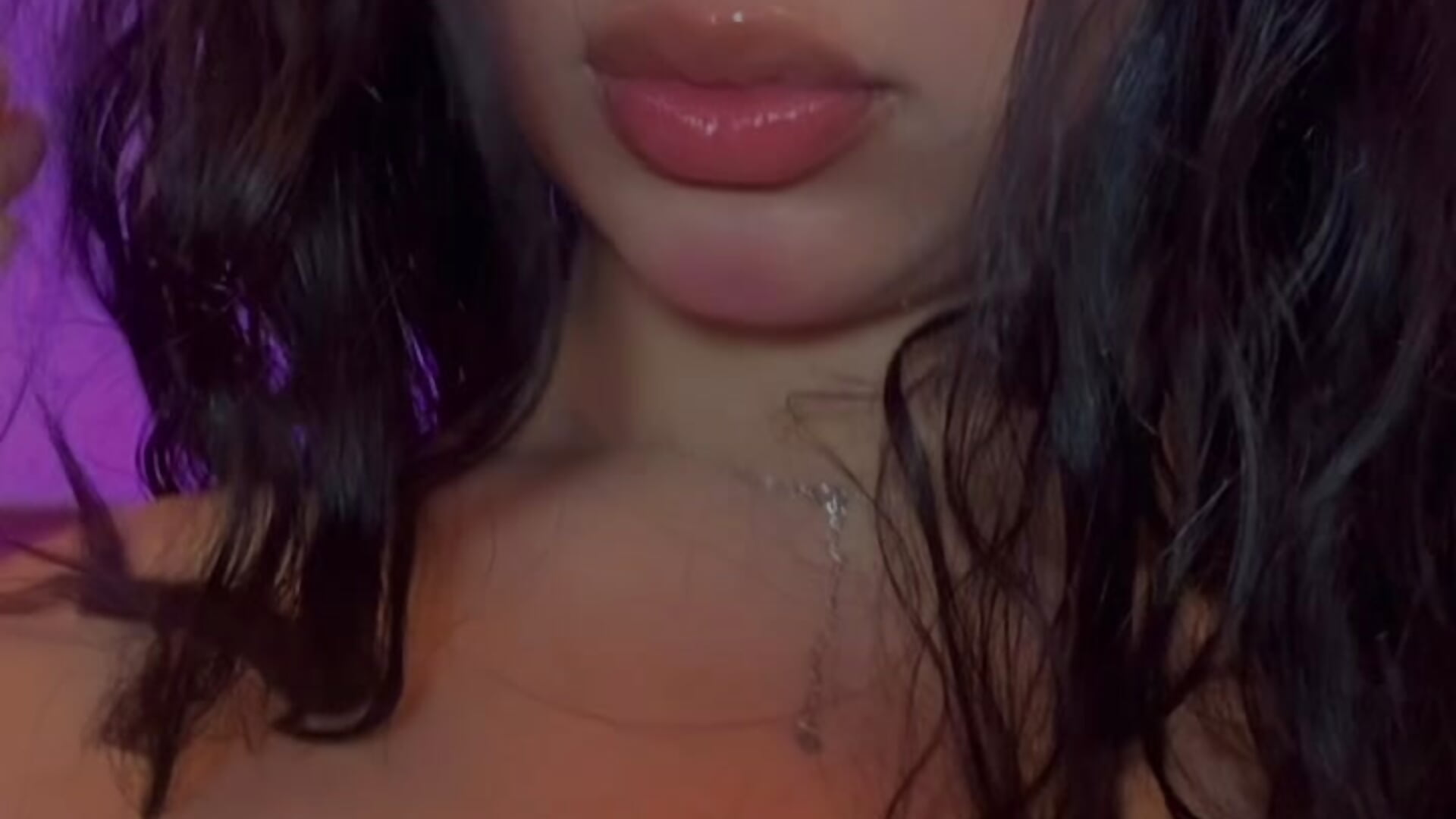 “Confidence is my favorite accessory ✨” - video by LiaLovet cam model