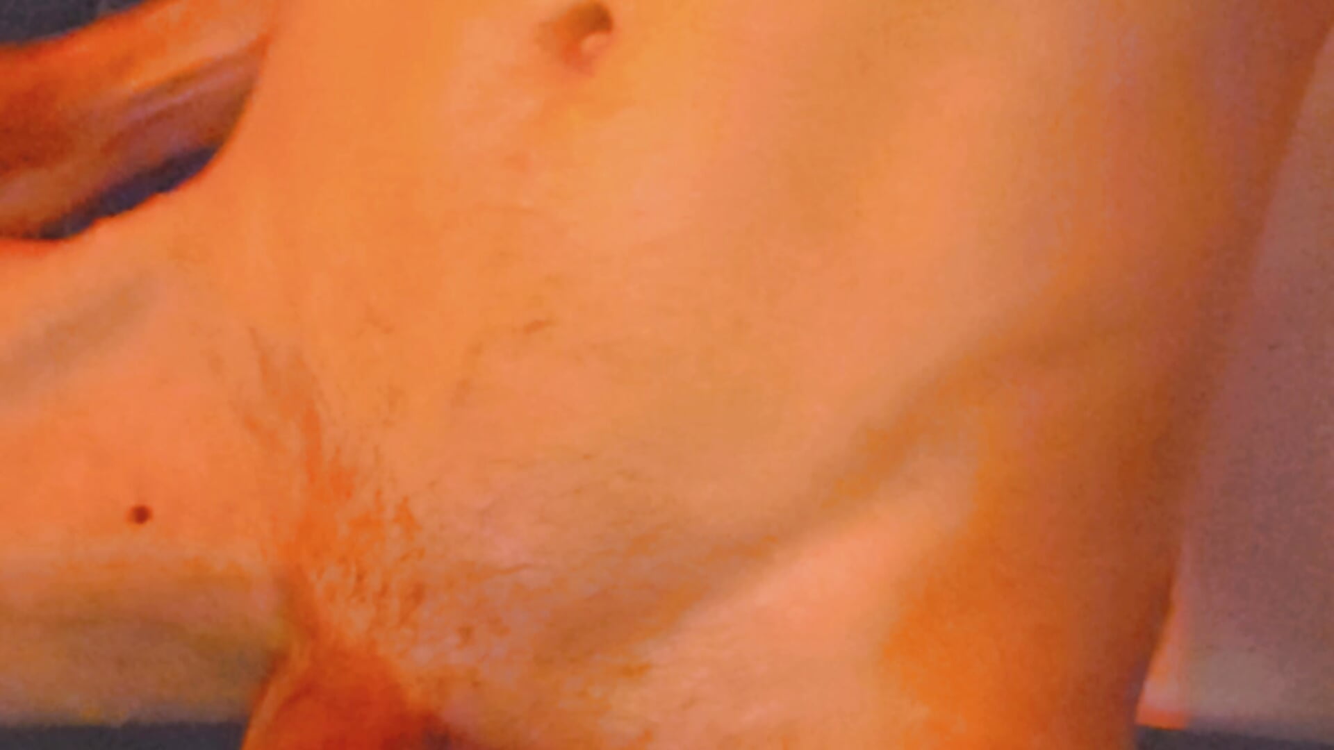 74978c7d-ad36-4521-8a24-4abe0d4f2895-1_all_17607 – video modela na kameri AERIALCLOVER